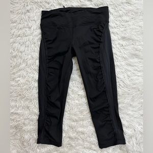 Lululemon Women’s Crop Leggings Size 6 Sheer Detail | Black